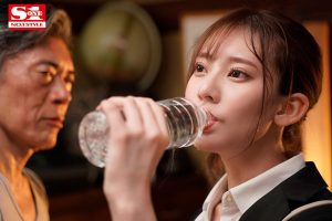 เอวีญี่ปุ่น SSIS-980 ลุงหื่นจับครูเล่นเสียวเยี่ยวเล็ด Kaede Fua