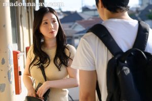 JUR-587 พี่สาวข้างห้องทำกุญแจหายชีวิตเปลี่ยน Natsume Reika