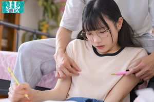 ลดเซ็นเอวี เล่นเซ็กส์น้องสาวต่างแม่นิสัยขี้อาย HSODA-107